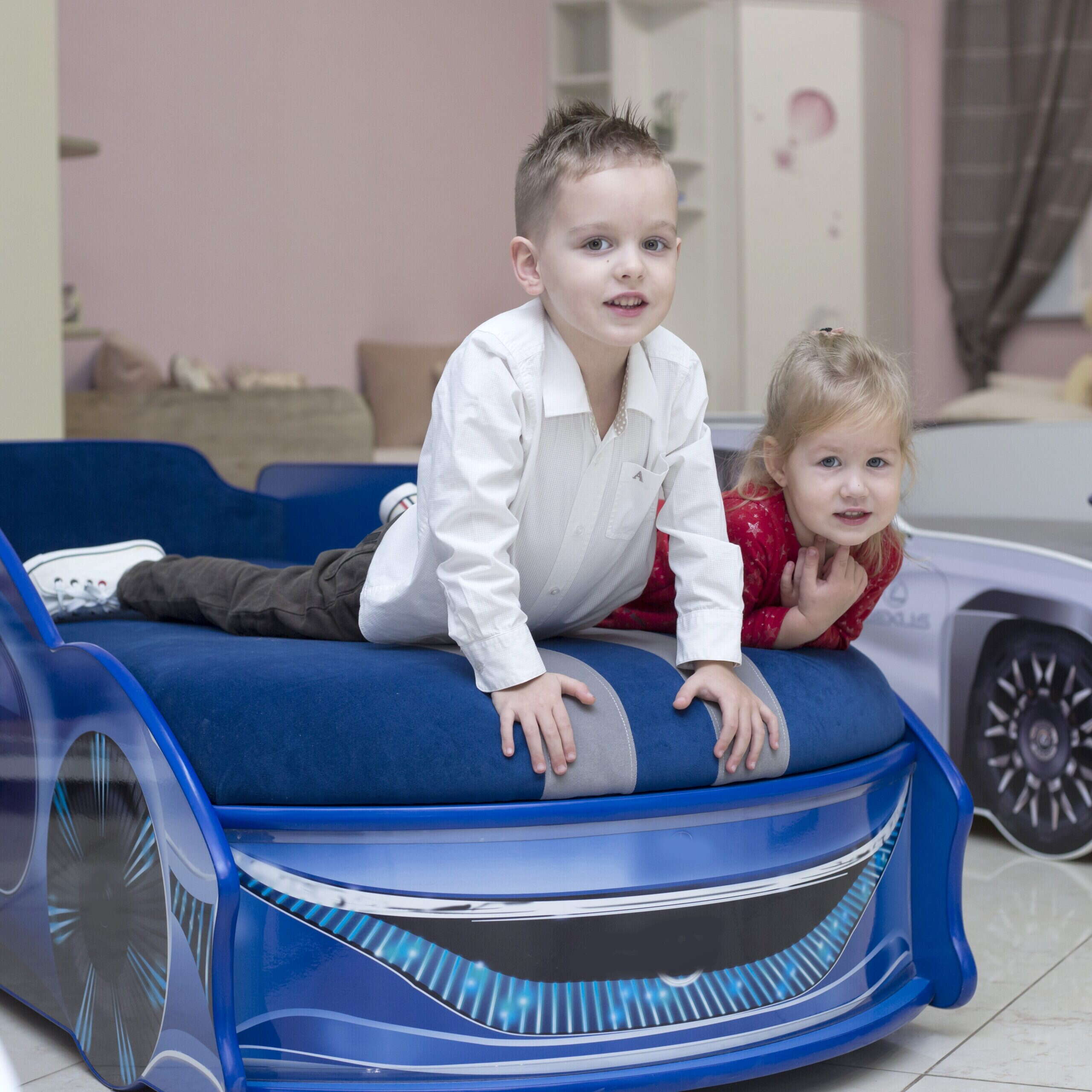 Ліжко машинка для хлопчика Мерседес Дрімс Синя