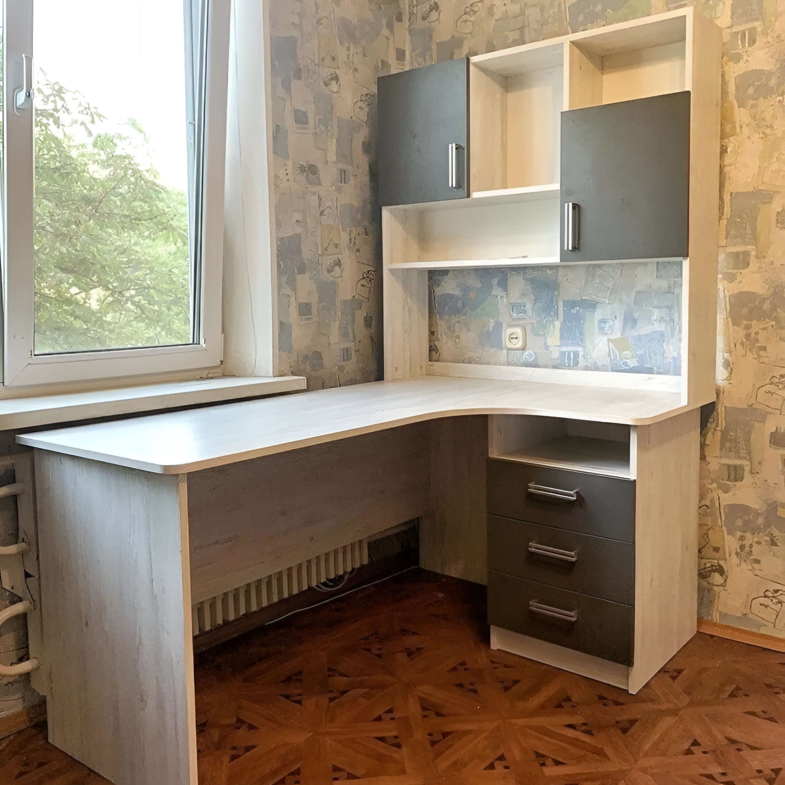 Відгук кутового столу з надбудовою Аляска графіт