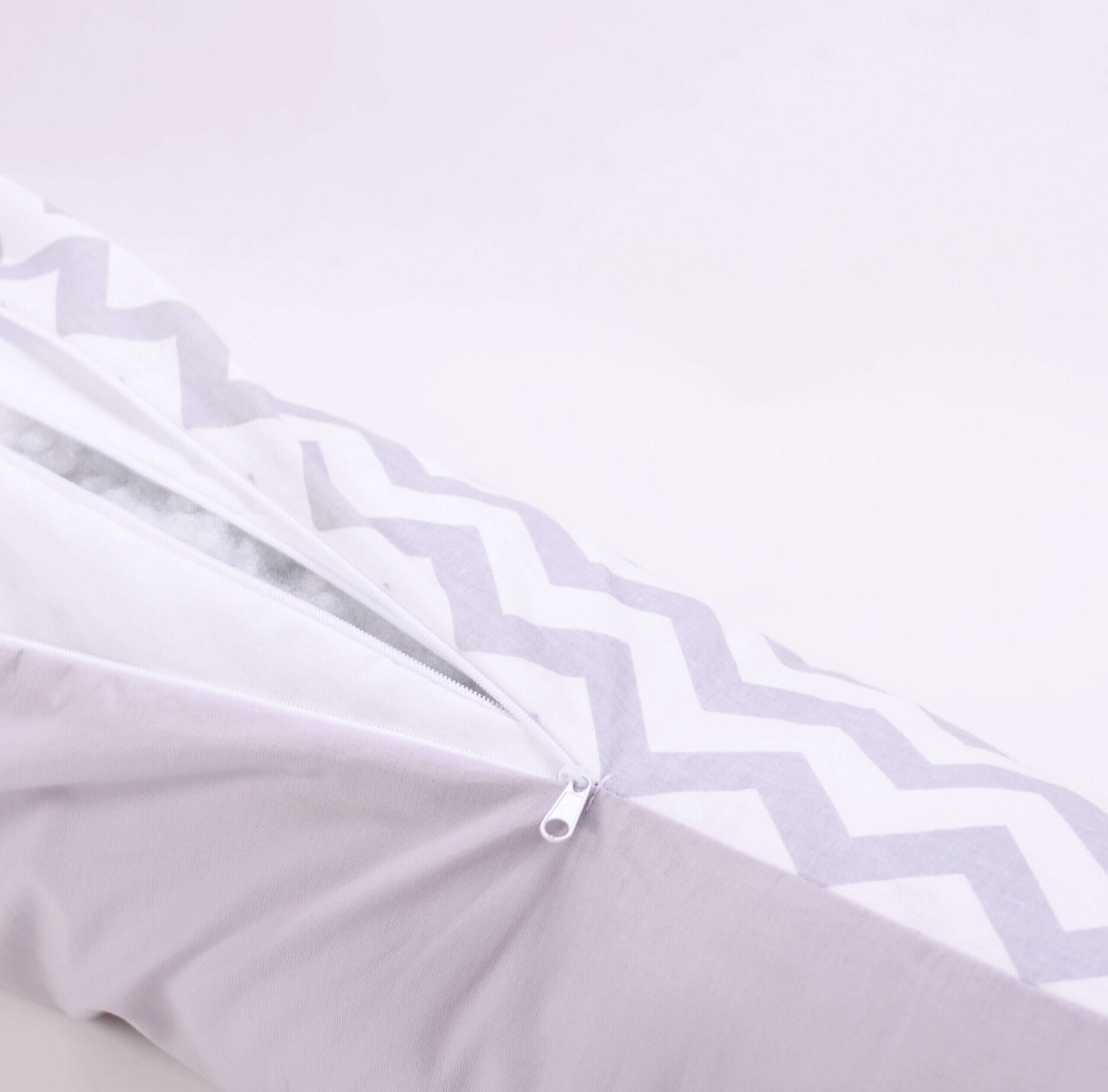 Подушка для годування Comfort Long zigzag gray для немовлят деталіПодушка для кормления Comfort Long zigzag gray для младенцев детали