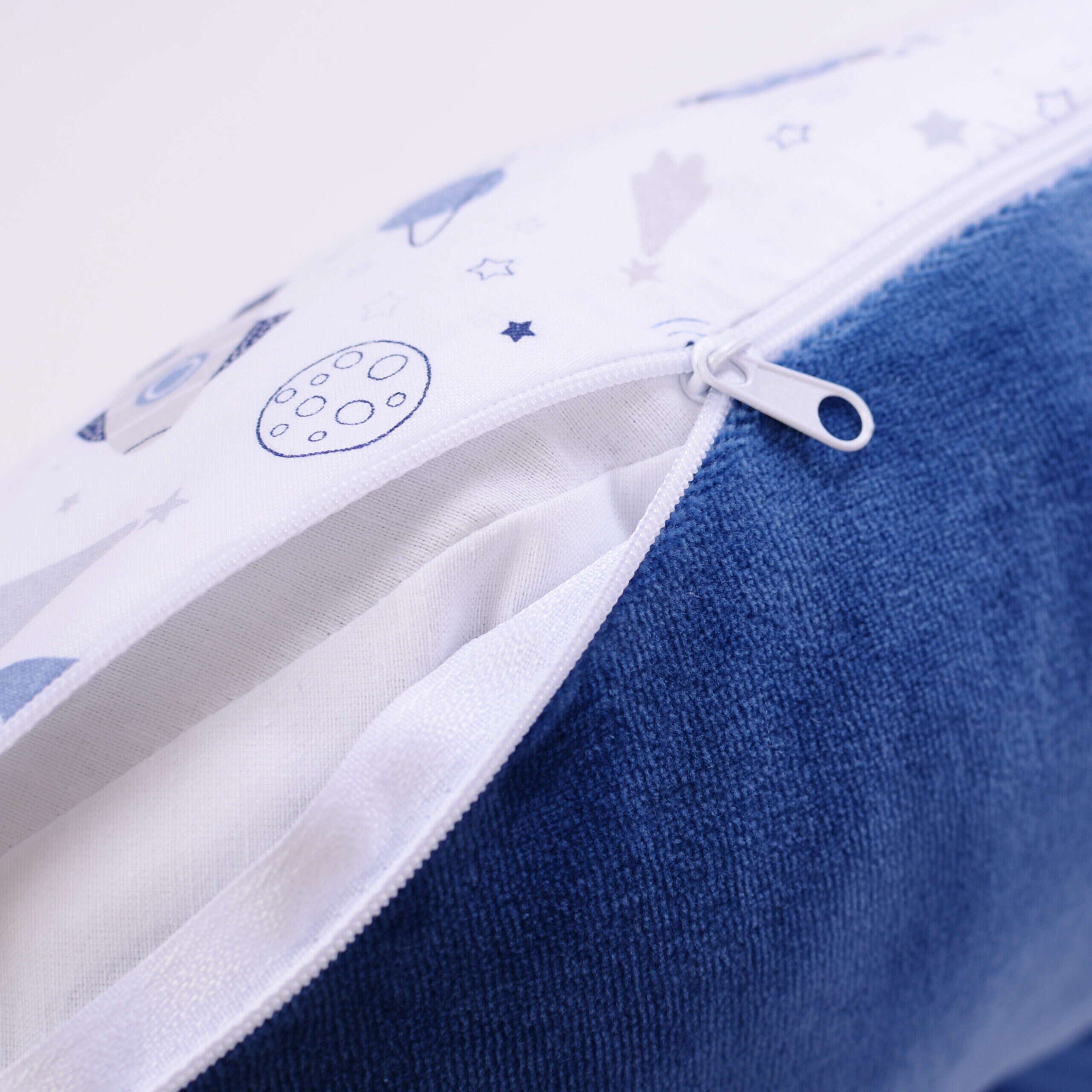 Подушка для годування Comfort Velour Cosmos для немовлят
