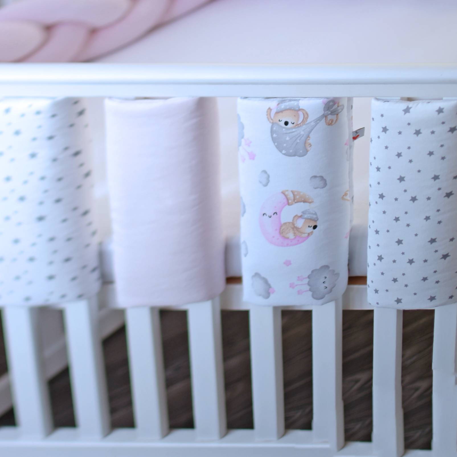 Фенс-бампер Sleepy moon pink-2 з шести одиниць для ліжечка немовлят