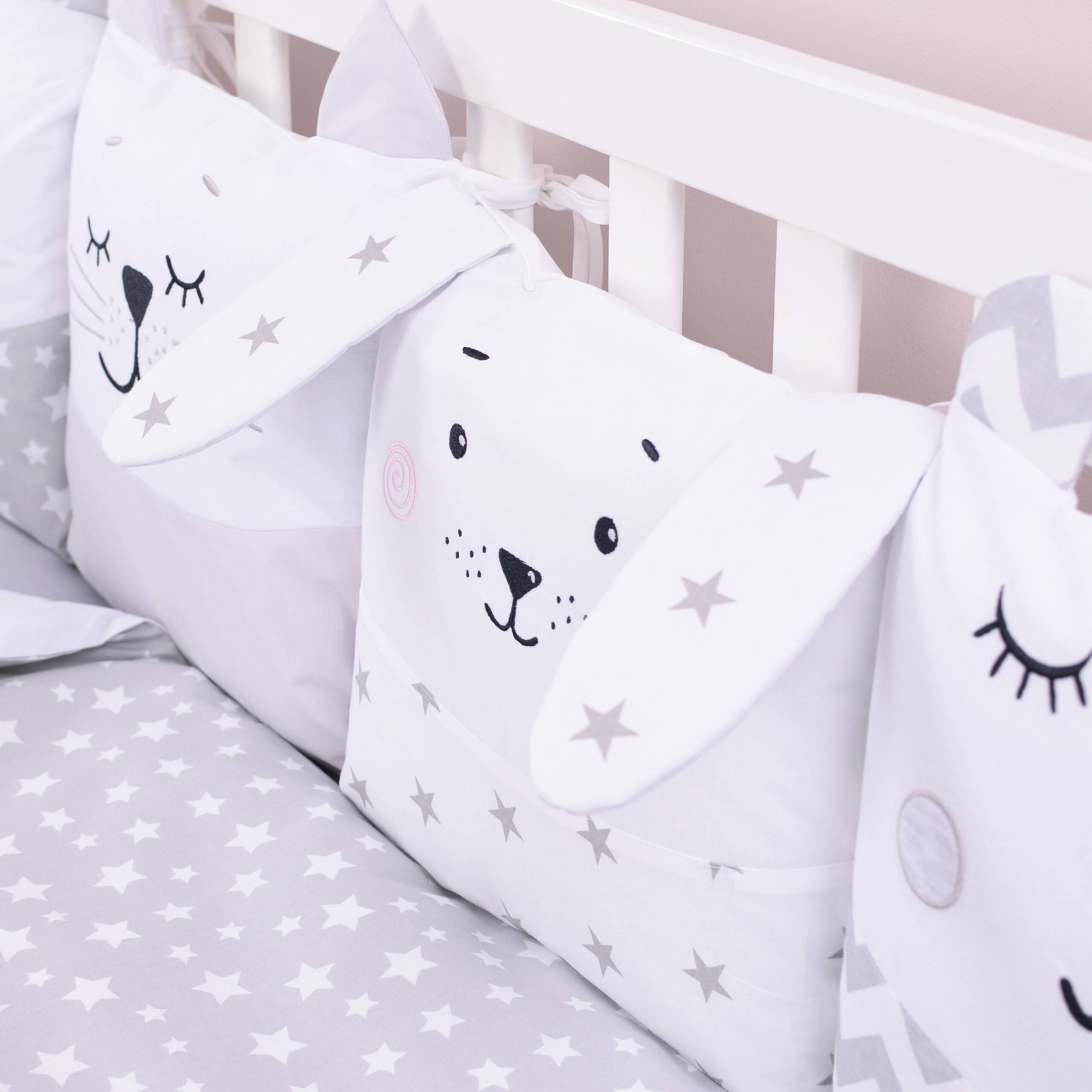 Постільний комплект Smiling animals white-gray з 7 одиниць принт|