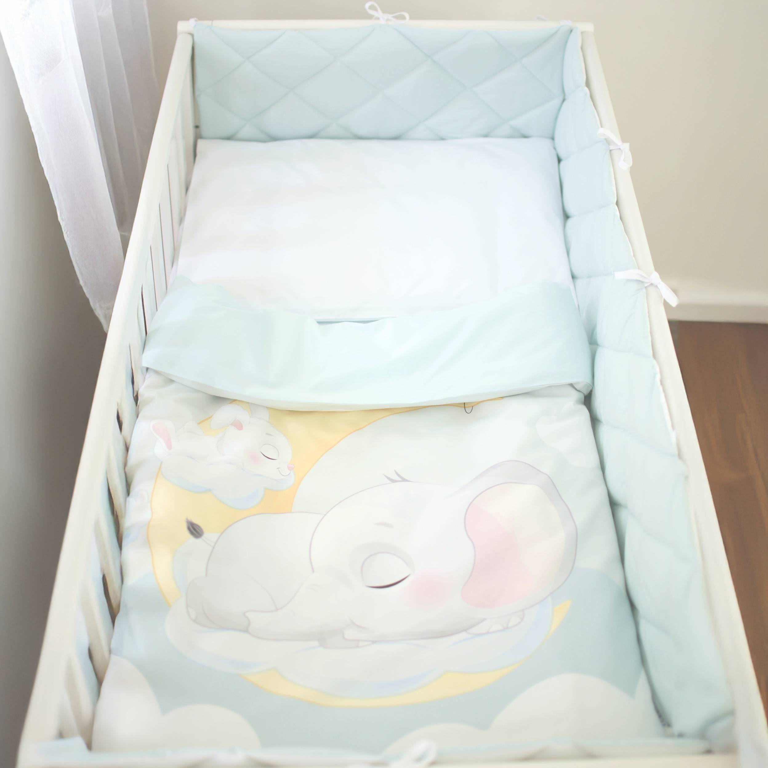 Постільний комплект Stitch Слоненя стьобаний з 6 одиниць: бортики, ковдра, подушка, підковдра, наволочка, простирадло в ліжку