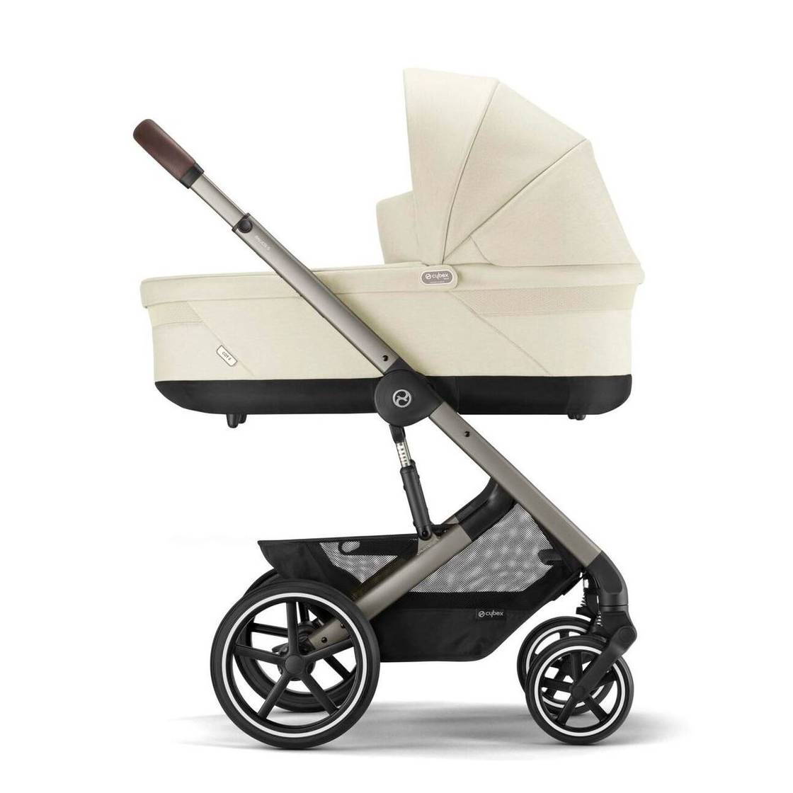 Коляска 2 в 1 Cybex Balios S Lux Seashell Beige, світло-бежева люлька бік