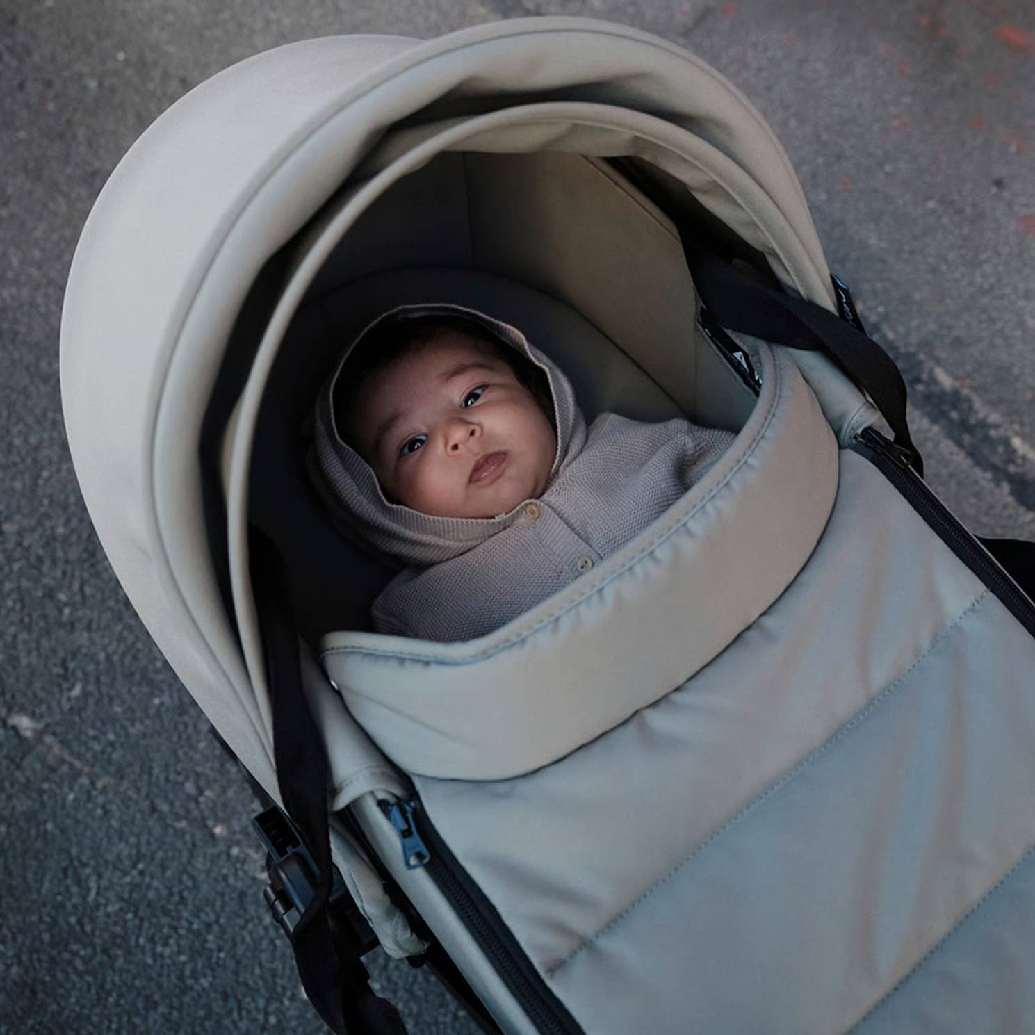 Коляска 2 в 1 Stokke YOYO Newborn Shell White, бежева люлька верх