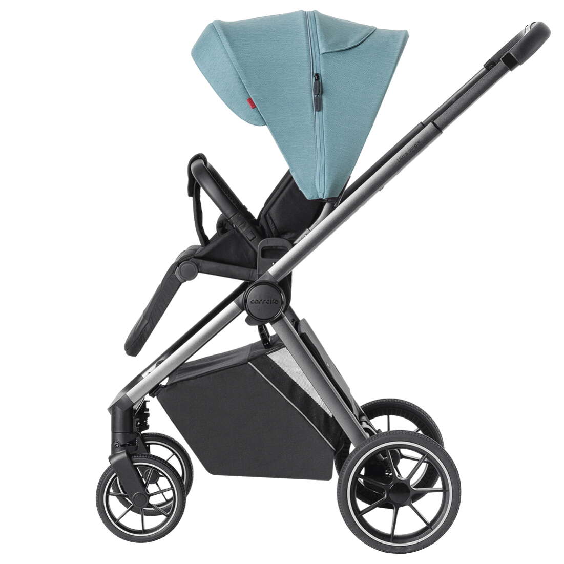 Коляска Ultra Carrello блакитного кольору, вигляд збоку під іншим кутом 
