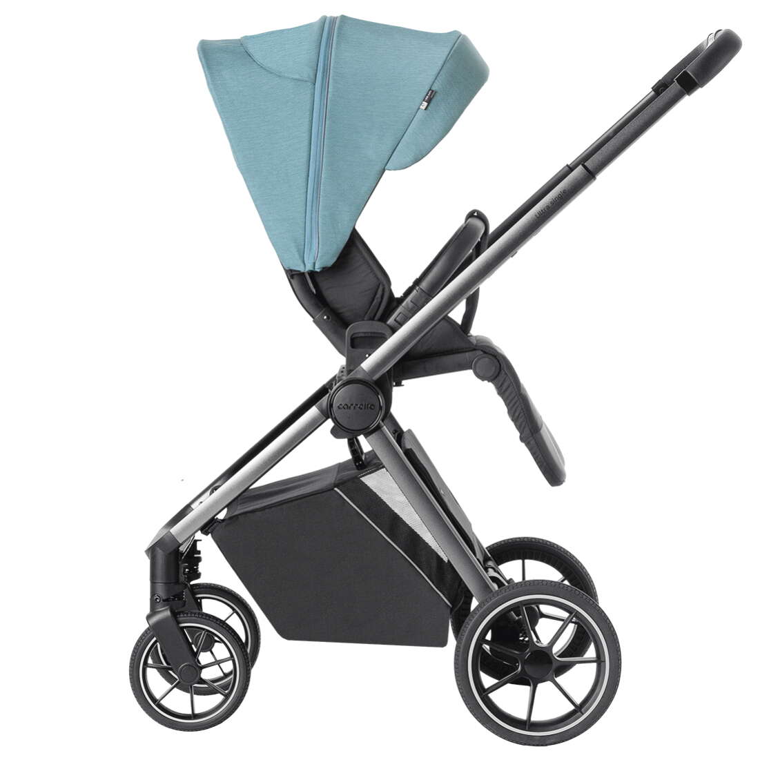 Коляска Ultra Carrello блакитного кольору, вигляд збоку під іншим кутом 